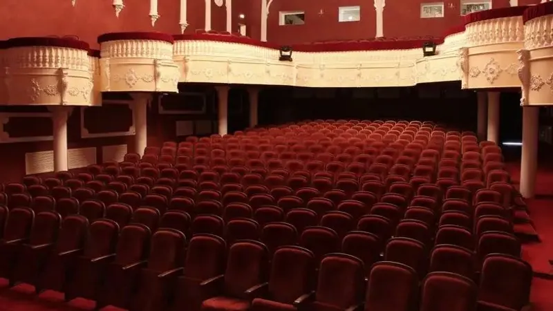 Сахна, Корея, Эльдар Сапарбаев, виолончелист