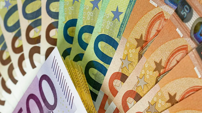 Еуро банкноттарының дизайны жаңартылады, сурет - Zakon.kz жаңалық 28.07.2026 11:26