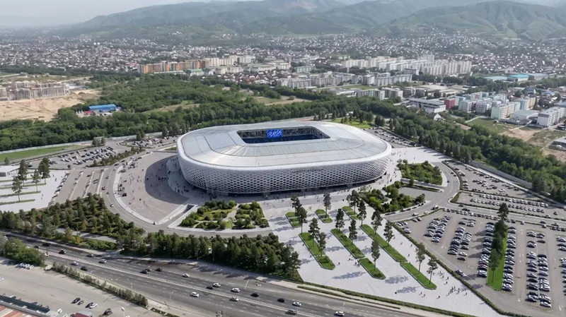 Алматыда қаланың басты спорт нысандарының біріне айналатын заманауи футбол стадионының құрылысы жалғасуда. , сурет - Zakon.kz жаңалық 04.08.2026 16:10