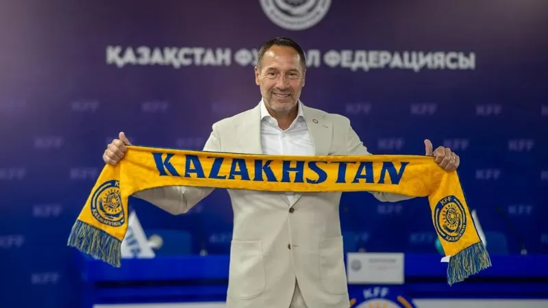 Футболдан Қазақстан ұлттық құрамасының жаңа бас бапкерінің есімі белгілі болды , сурет - Zakon.kz жаңалық 07.08.2026 13:30