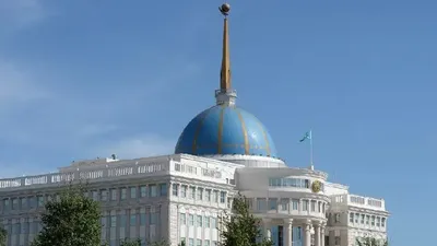 Ақорда, Мемлекет басшысы, Қасым-Жомарт Тоқаев, Шәмші Қалдаяқов, медаль, Қазақстанның еңбек сіңірген суретшісі, құрметті атағы, мемлекеттік наградалар