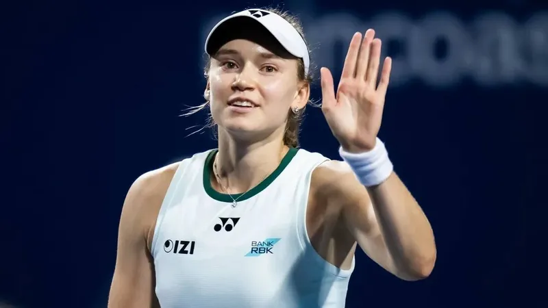 Рыбакина WTA чемпиондық жарысында Cобеленконы артқа тастап, көш бастады