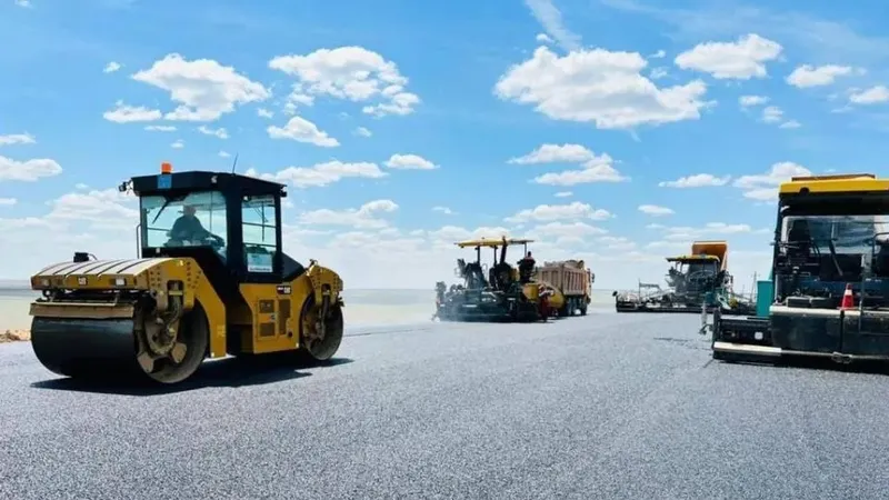 Жол жөндеу жұмыстары, сурет - Zakon.kz жаңалық 19.08.2026 18:00