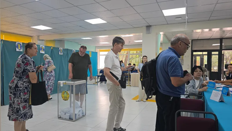 Құрылтай, дауыс беру, сурет - Zakon.kz жаңалық 23.08.2026 16:47