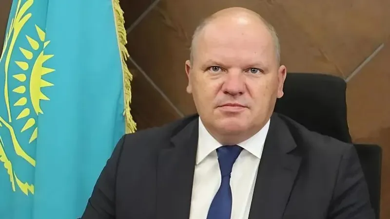 Дмитрий Малахов Қазақстан Республикасы Жоғары Сот Кеңесінің төрағасы қызметіне қайта тағайындалды. Тиісті Жарлыққа Президент Қасым-Жомарт Тоқаев қол қойды, деп хабарлайды Zakon.kz.