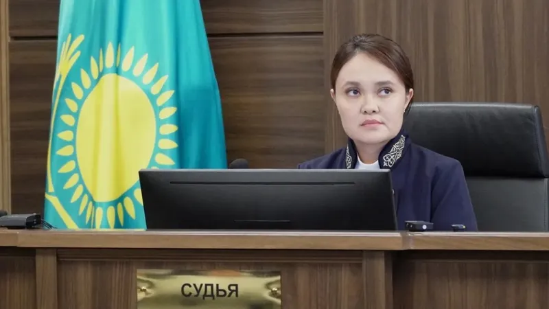 судья , сурет - Zakon.kz жаңалық 26.08.2026 16:01