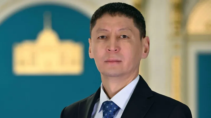 Ербол Адаев Президент Әкімшілігінің Жалпы бөлімінің меңгерушісі қызметінен босатылды, сурет - Zakon.kz жаңалық 27.08.2026 10:28