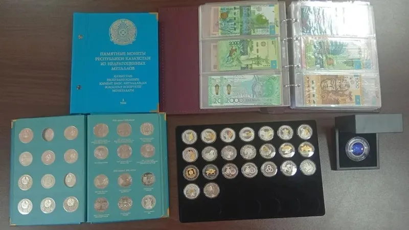 Шымкенттік нумизмат өз коллекциясында нені сақтайды, сурет - Zakon.kz жаңалық 31.08.2026 16:23