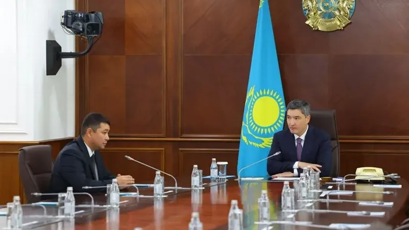 Мұрат Мұханов, жаңа министр, Олжас Бектенов, сурет - Zakon.kz жаңалық 03.09.2026 17:10