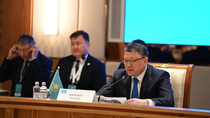 Ержан Сәденов, Астана, ТМҰ, қылмысқа қарсы бірлескен күрес, келісімдер, бекіту, сурет - Zakon.kz жаңалық 10.09.2026 19:57