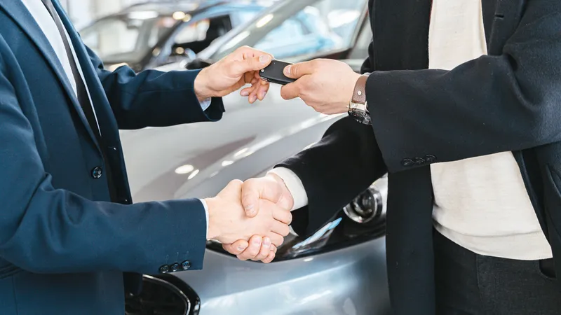 Қазақстанда жаңа автокөлікті тіркеу үшін қандай құжаттар қажет және ол қанша тұрады