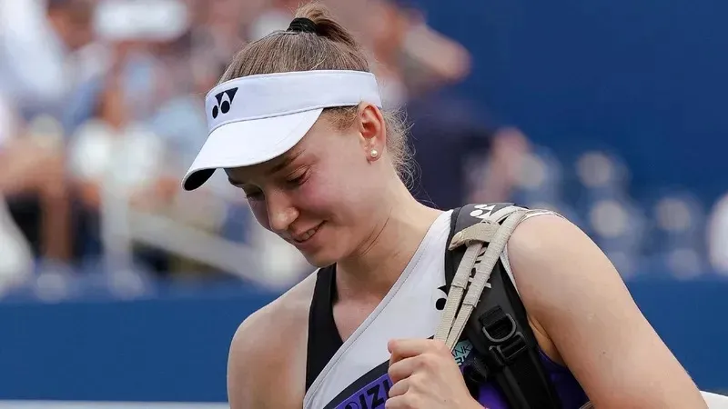 Рыбакина US Open мен Уимблдонда жеңіп алған титулдарын салыстырды 