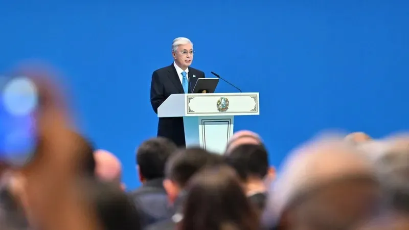 Президент Қасым-Жомарт Тоқаев Қазақстан Халық Кеңесінің бірінші сессиясында мәдени мұраны сақтау, қоғамдық келісімді нығайту және Қазақстан халқы ассамблеясының тарихи рөлі туралы айтты, деп хабарлайды Zakon.kz.