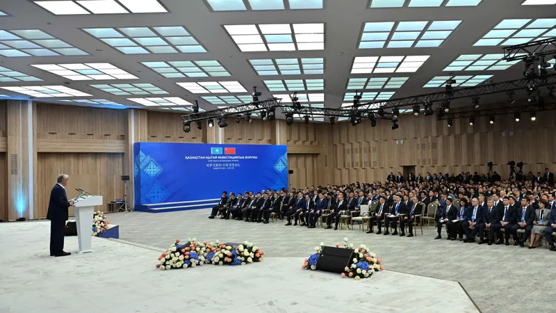 Президент Қасым-Жомарт Тоқаев Қазақстан Қытаймен мәңгі достық байланыстарын нығайтуға баса мән беретінін айтты, деп хабарлайды Zakon.kz., сурет - Zakon.kz жаңалық 25.09.2026 13:50