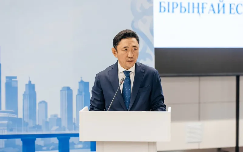 Болат Ақшолақов, Атырау, мемлекеттік органдар, бизнес-қоғамдастық, кәсіпкерлікті қолдау, талқы, сурет - Zakon.kz жаңалық 28.09.2026 18:46