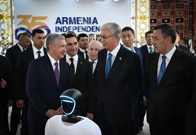 Тоқаеы ТМД мемлекеттері басшыларымен ұлттық тағамдар фестивалін тамашалады