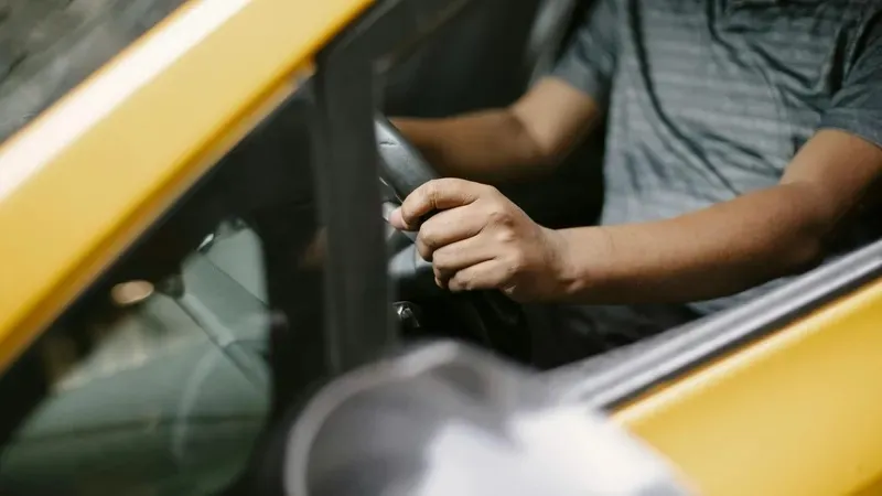 Такси, Яндекс, ақау, inDrive, баға, қымбатшылық, сурет - Zakon.kz жаңалық 11.10.2026 17:46