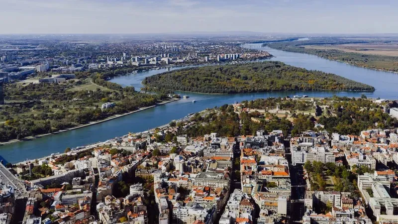 Дунай өзенінің суы тартылып, Румыния билігі шұғыл шаралар қабылдап жатыр