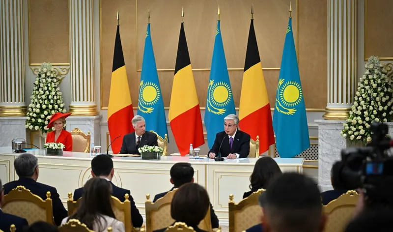 Тоқаев пен Король Филипп БАҚ өкілдеріне арналған брифинг өткізді, сурет - Zakon.kz жаңалық 12.10.2026 17:05