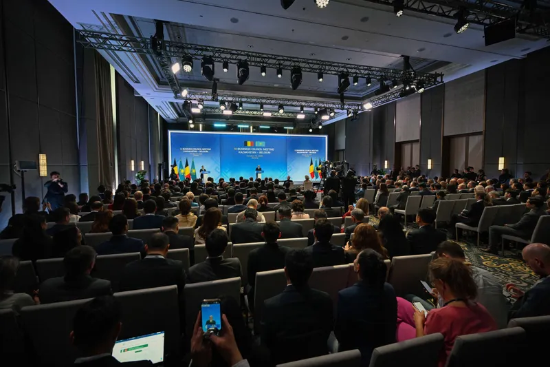 Тоқаев шетелдік фармацевтикалық компанияларды Қазақстанда өндіріс ашуға шақырды, сурет - Zakon.kz жаңалық 13.10.2026 18:56