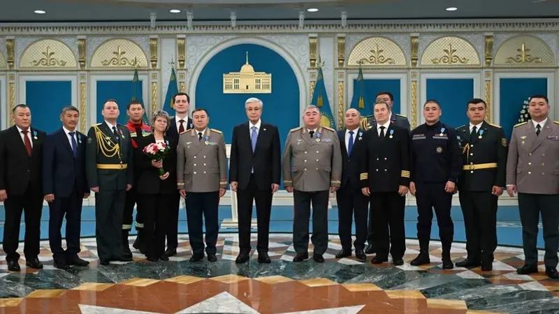 Ақмола облысында полицейлер есірткі саудасына қатысы бар деген күдікпен 28 жастағы ер адамды ұстады. Одан 2,5 келіден астам есірткі мен психотроптық заттар тәркіленді,, сурет - Zakon.kz жаңалық 19.10.2026 14:14