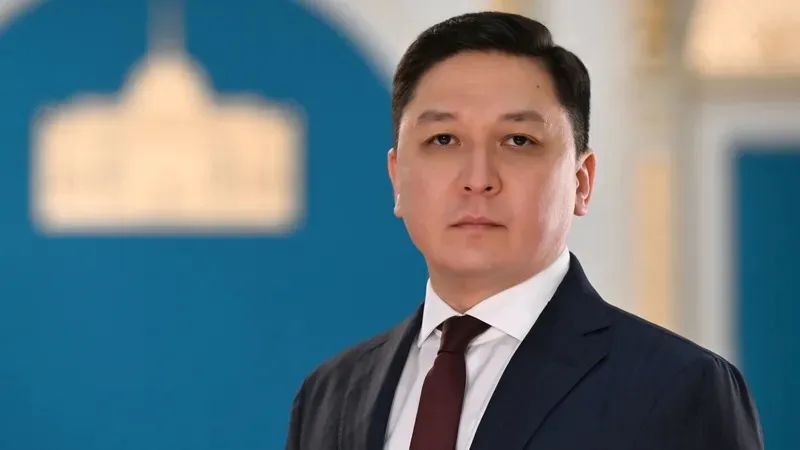 Қасым-Жомарт Тоқаев Президент жанындағы Орталық коммуникациялар қызметінің директорын ауыстырды, деп хабарлайды Zakon.kz., сурет - Zakon.kz жаңалық 20.10.2026 15:01