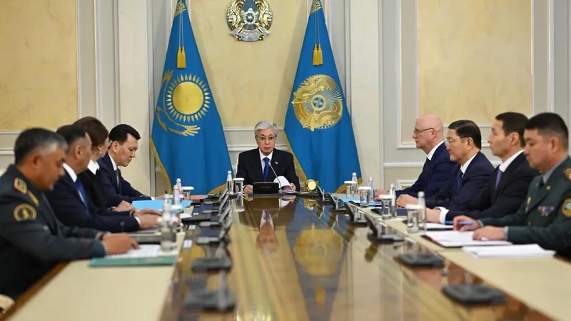 Қасым-Жомарт Тоқаев, Астана, әскери реформа, Қауіпсіздік кеңесі, отырысы , сурет - Zakon.kz жаңалық 21.10.2026 22:40