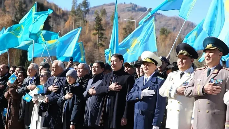 Мемлекеттік Ту, көтеру, Алматы, Республика күні, Дархан Сатыбалды, сурет - Zakon.kz жаңалық 25.10.2026 13:00