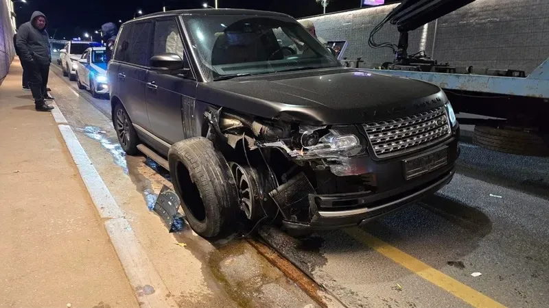  Range Rover, Алматы,25 қазан, жол апаты, сурет - Zakon.kz жаңалық 25.10.2026 10:20
