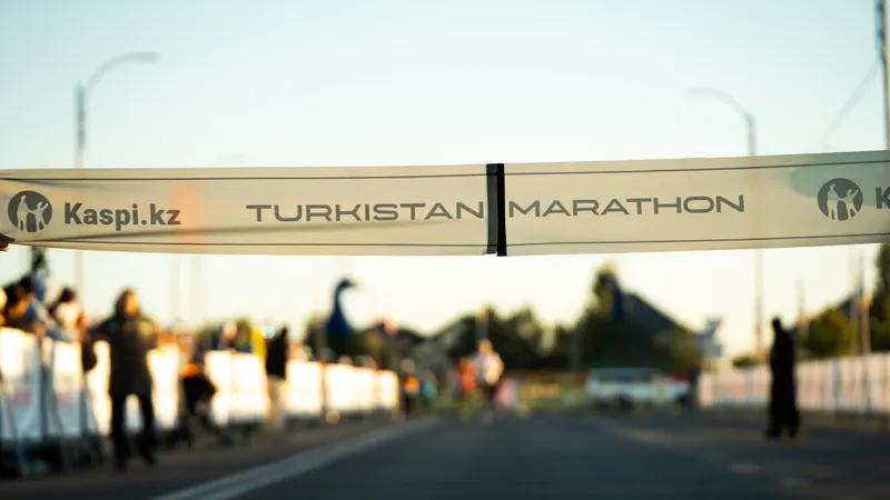 Turkistan Marathon шетелдік қатысушылардың рекордтық санын жинады, сурет - Zakon.kz жаңалық 27.10.2026 15:27