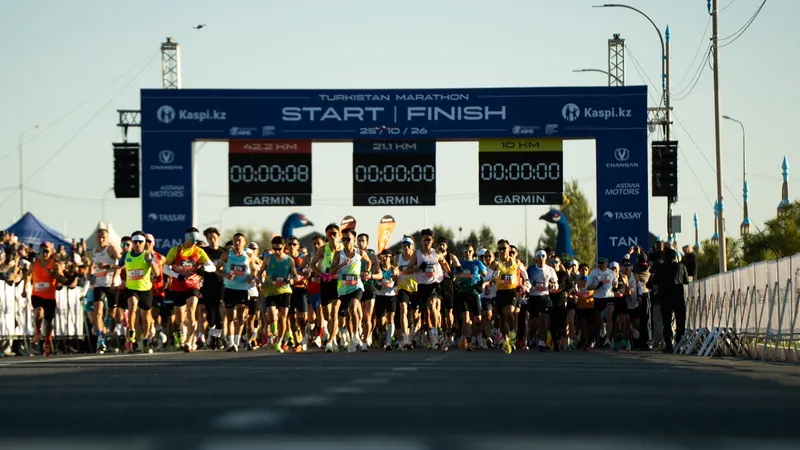 Turkistan Marathon шетелдік қатысушылардың рекордтық санын жинады, сурет - Zakon.kz жаңалық 27.10.2026 15:27