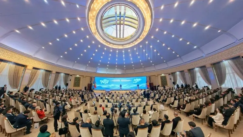 Қазақстан мен Қырғызстан тауар айналымын 3 млрд долларға жеткізуді көздеп отыр, сурет - Zakon.kz жаңалық 30.10.2026 15:03